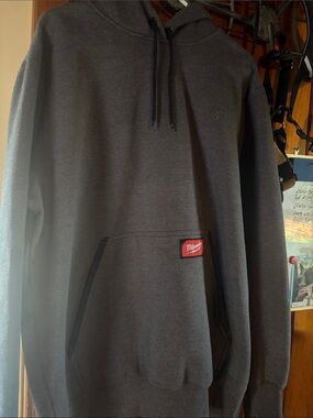 Milwaukee hoodie worn once!